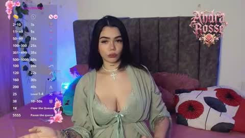 Andra de la Rosse online show from 13, 7, 2026