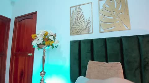 Snapshot of andracyruss chatting on 27, 1, 2025 Andra Cyrus online show from 27, 1, 2025