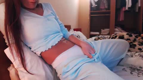 Snapshot of andrasweetie chatting on 26, 1, 2025 Andra online show from 26, 1, 2025