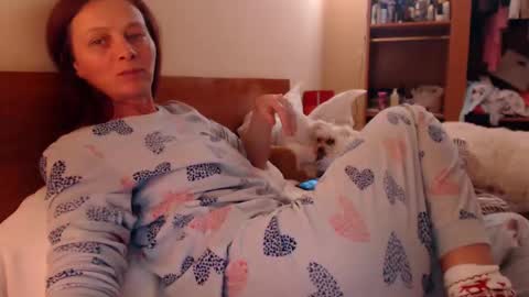 Snapshot of andrasweetie chatting on 8, 3, 2025 Andra online show from 8, 3, 2025