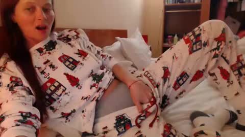 Snapshot of andrasweetie chatting on 9, 3, 2025 Andra online show from 9, 3, 2025