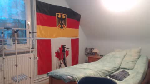 Snapshot of andre124231 chatting on 9, 12, 2024 Andre online show from 9, 12, 2024