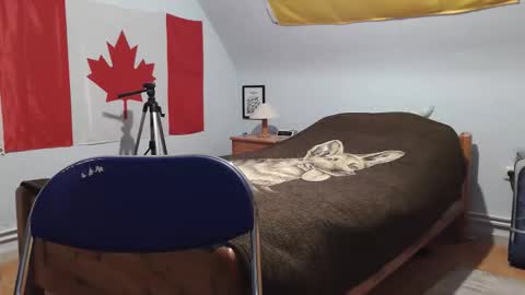 Snapshot of andre124231 chatting on 9, 10, 2025 Andre online show from 9, 10, 2025