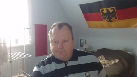 Snapshot of andre124231 chatting on 10, 10, 2025 Andre online show from 10, 10, 2025