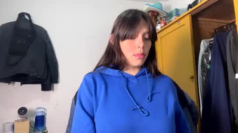 Snapshot of andrea_1011 chatting on 29, 12, 2024 Andrea online show from 29, 12, 2024