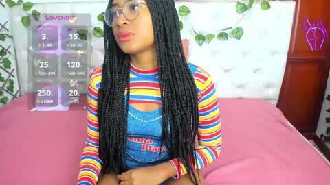 Naomi Andrea Daviss online show from 18, 10, 2025