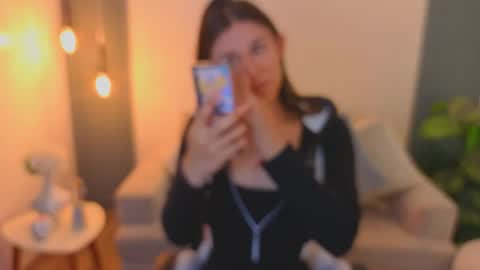 Andre Castaneda online show from 11, 4, 2026