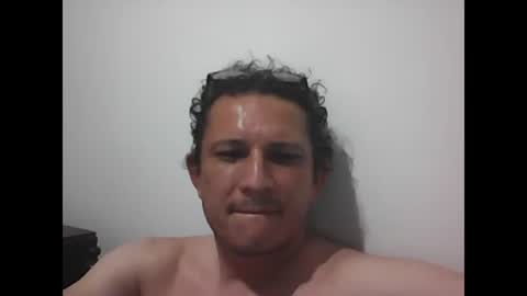 Snapshot of andresfloga chatting on 15, 9, 2025 andresfloga online show from 15, 9, 2025