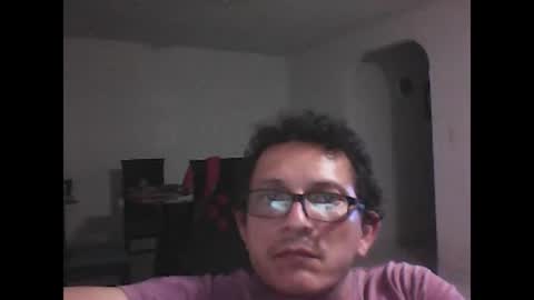 Snapshot of andresfloga chatting on 12, 10, 2025 andresfloga online show from 12, 10, 2025