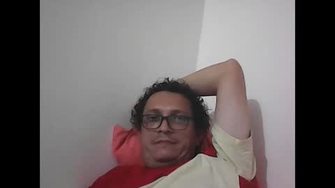 andresfloga online show from 1, 12, 2025