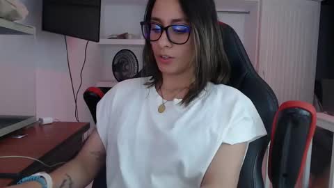 Isa  --------- online show from 12, 11, 2025