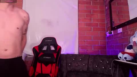 Snapshot of andresm021 chatting on 19, 9, 2025 andres online show from 19, 9, 2025