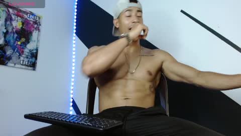 Andrew G online show from 8, 4, 2026