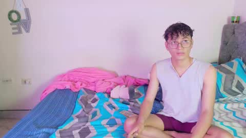 Snapshot of andrew_logan_ chatting on 1, 3, 2026 daniel y breiner online show from 1, 3, 2026