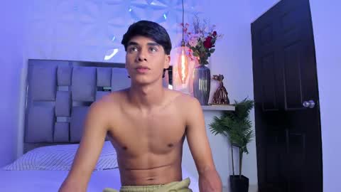 Snapshot of andrewortix chatting on 28, 2, 2025 AndreWortix online show from 28, 2, 2025