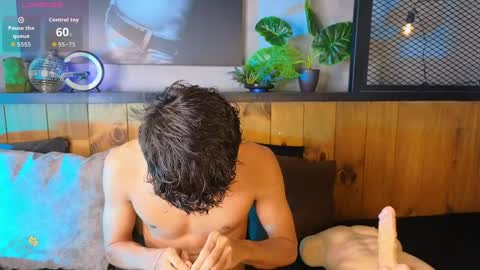 Snapshot of andrewortix chatting on 10, 4, 2026 AndreWortix online show from 10, 4, 2026