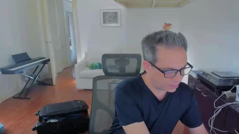 Snapshot of andy0pandi chatting on 7, 2, 2025 Andrew online show from 7, 2, 2025