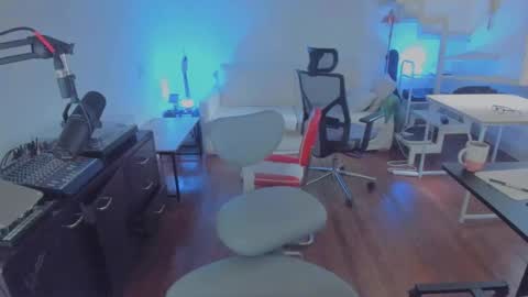 Andrew online show from 2, 12, 2025