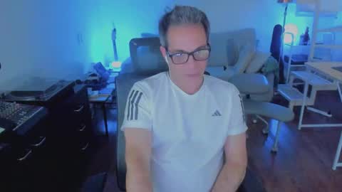 Andrew online show from 6, 3, 2026