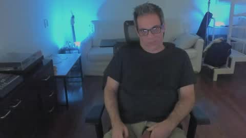 Andrew online show from 10, 4, 2026