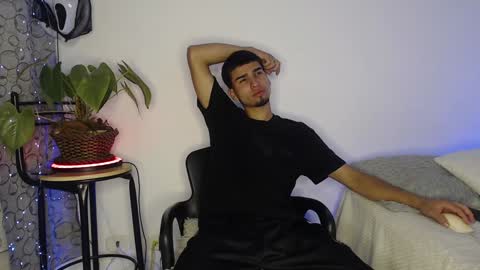 Andy online show from 10, 12, 2024
