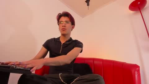 andy_dluxe online show from 12, 5, 2026