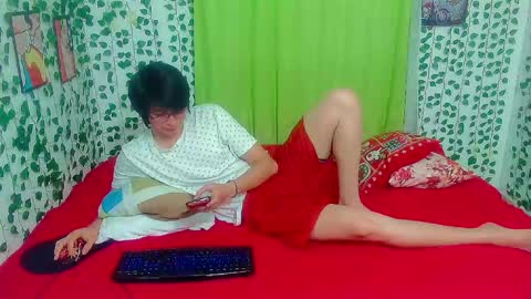 Snapshot of andy_gray01 chatting on 28, 4, 2026 Andy Gray online show from 28, 4, 2026