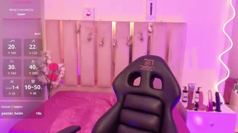 Snapshot of andy_tay1 chatting on 7, 10, 2025 Andy tay online show from 7, 10, 2025