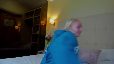 Anet Dream online show from 2, 12, 2025