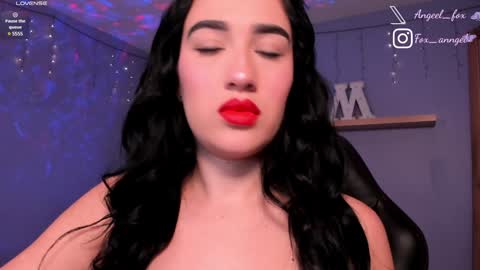 Angel  online show from 30, 1, 2025