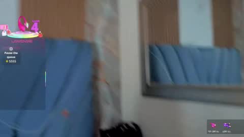 Snapshot of angel__red_ chatting on 31, 10, 2025 angel__red_ online show from 31, 10, 2025