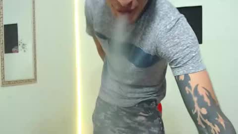 Snapshot of angel_ddust chatting on 11, 12, 2024 angel_ddust online show from 11, 12, 2024