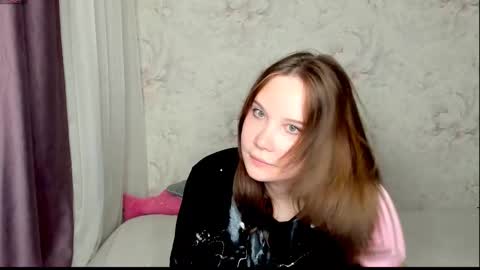 Snapshot of angel_doll585 chatting on 27, 2, 2025 Fallen Angel online show from 27, 2, 2025