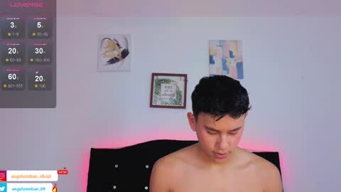 ngel Esteban  online show from 4, 11, 2025