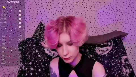 Snapshot of angel_julles chatting on 17, 5, 2026 Angel Dust online show from 17, 5, 2026