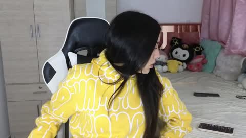 Snapshot of angel_lusst chatting on 2, 12, 2024 angeline online show from 2, 12, 2024