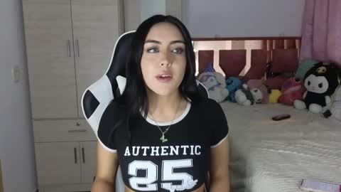 Snapshot of angel_lusst chatting on 3, 12, 2024 angeline online show from 3, 12, 2024