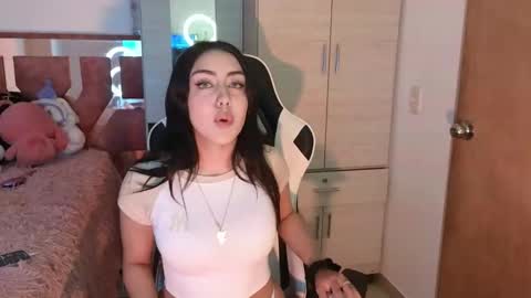 Snapshot of angel_lusst chatting on 27, 12, 2024 angeline online show from 27, 12, 2024