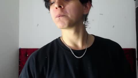 Angel Scott online show from 31, 5, 2026