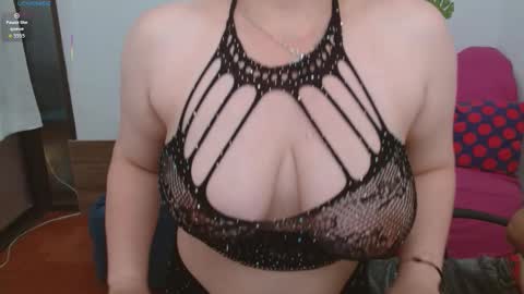 Nayely and Angel online show from 4, 2, 2026