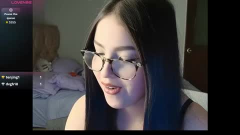 Snapshot of angel_sweet_v chatting on 16, 3, 2026 Sweet Angel online show from 16, 3, 2026