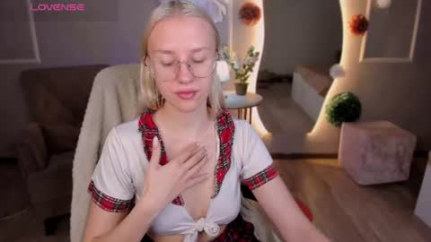 Angelica online show from 6, 7, 2026