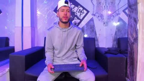 angel_villareal_ online show from 31, 3, 2026