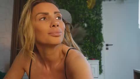 Anysia online show from 27, 2, 2026