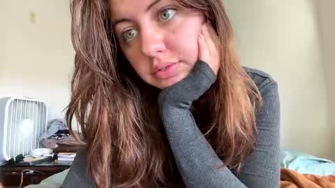 Snapshot of angela_cole chatting on 3, 3, 2026 angela_cole online show from 3, 3, 2026