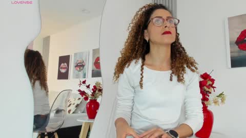 Snapshot of angela_donnato chatting on 10, 1, 2025 A N G E LA. online show from 10, 1, 2025