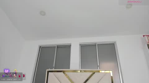 angela_garciaa online show from 22, 6, 2026