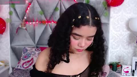 Snapshot of angela_lovee1 chatting on 3, 1, 2025 Angela online show from 3, 1, 2025