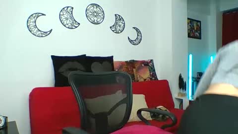  Angela  online show from 10, 4, 2026