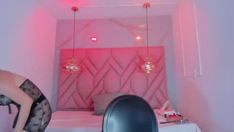 Snapshot of angelaa_cute chatting on 30, 5, 2026 ANGELA online show from 30, 5, 2026